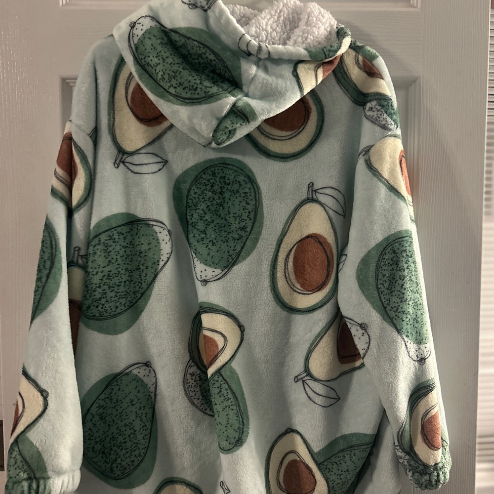 Kids wearable blanket